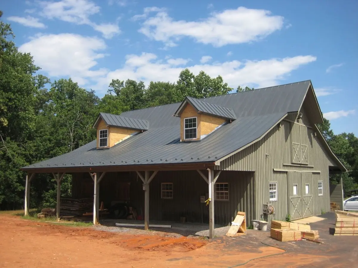 Expert Emergency Roof Leak Repair workmanship in Sutherlin